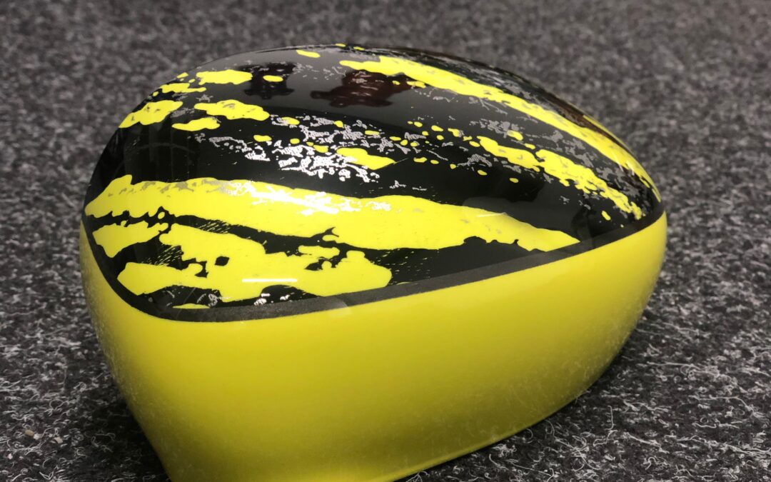 Fiat 500 Abarth hydro dipped in yellow marble and custom Italian flag engine cover