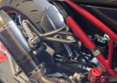 Kawasaki Z900 Hugger Hydro Dipped in Lined Carbon and Seat Cowl in Lest We Forget, carbon hugger and exhaust