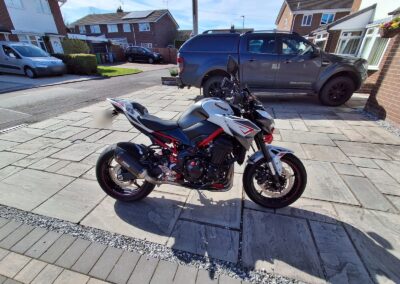 Kawasaki Z900 Hugger Hydro Dipped in Lined Carbon and Seat Cowl in Lest We Forget, full bike side view
